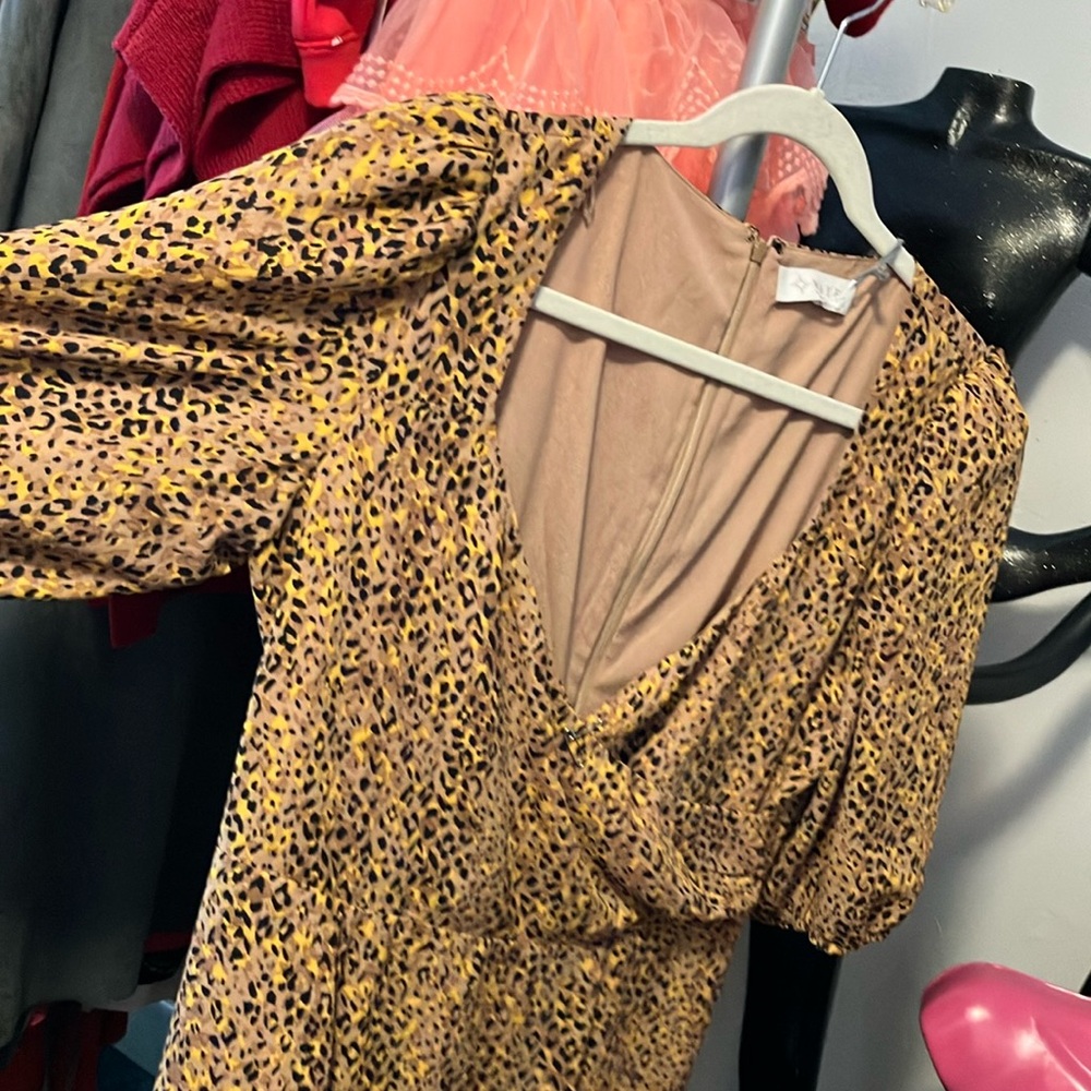 Ladies, new dress size large with tags, by Way f